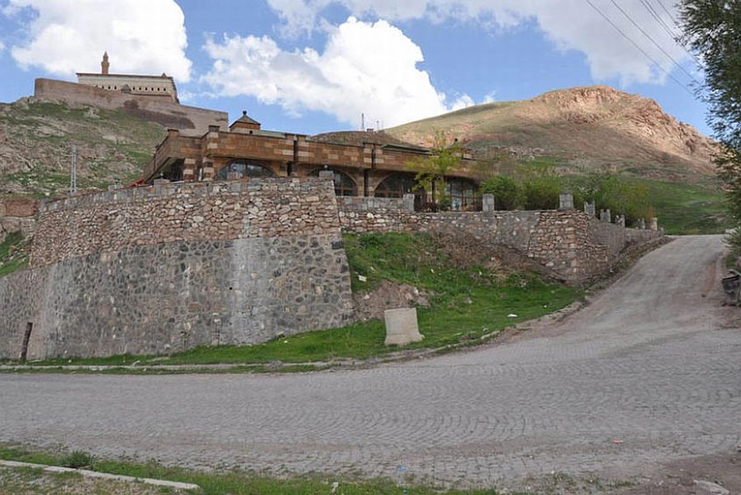 Murat Camping - MŞ ROYAL CASTLE Alanı