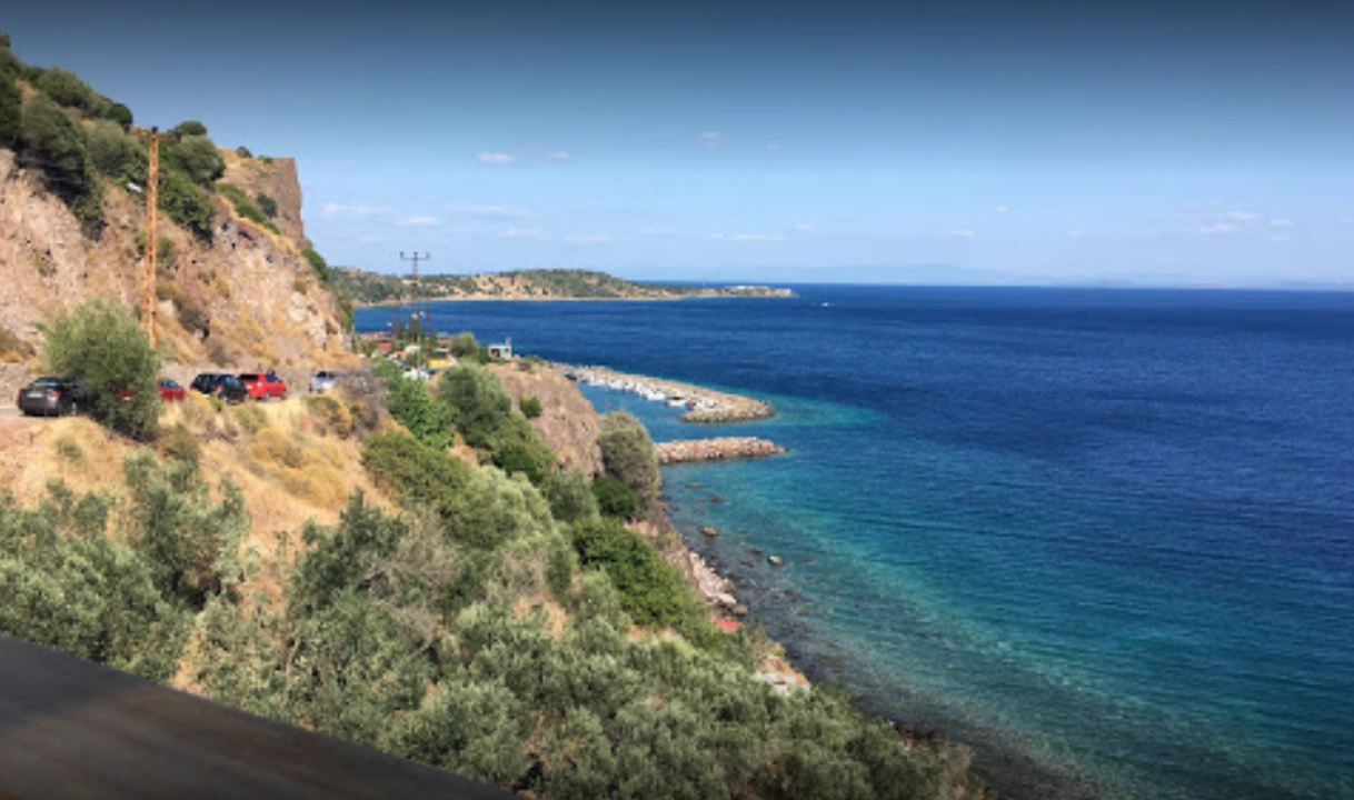Assos - Sivrice Plajı Alanı