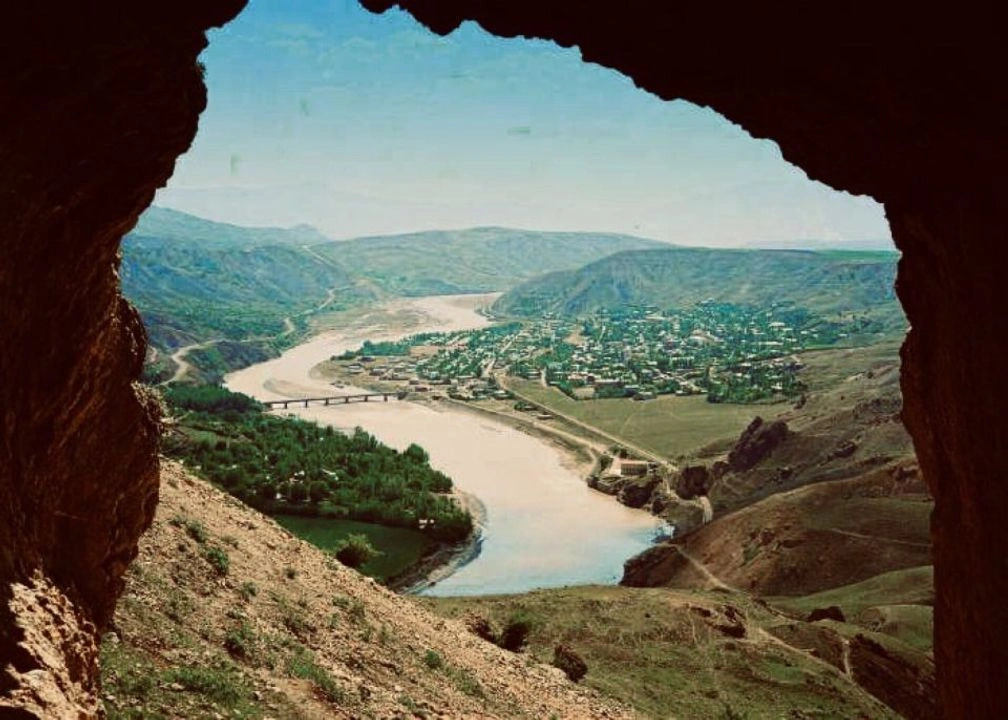 Murat Nehri Kamp Alanı - Kozlu Camping Alanı