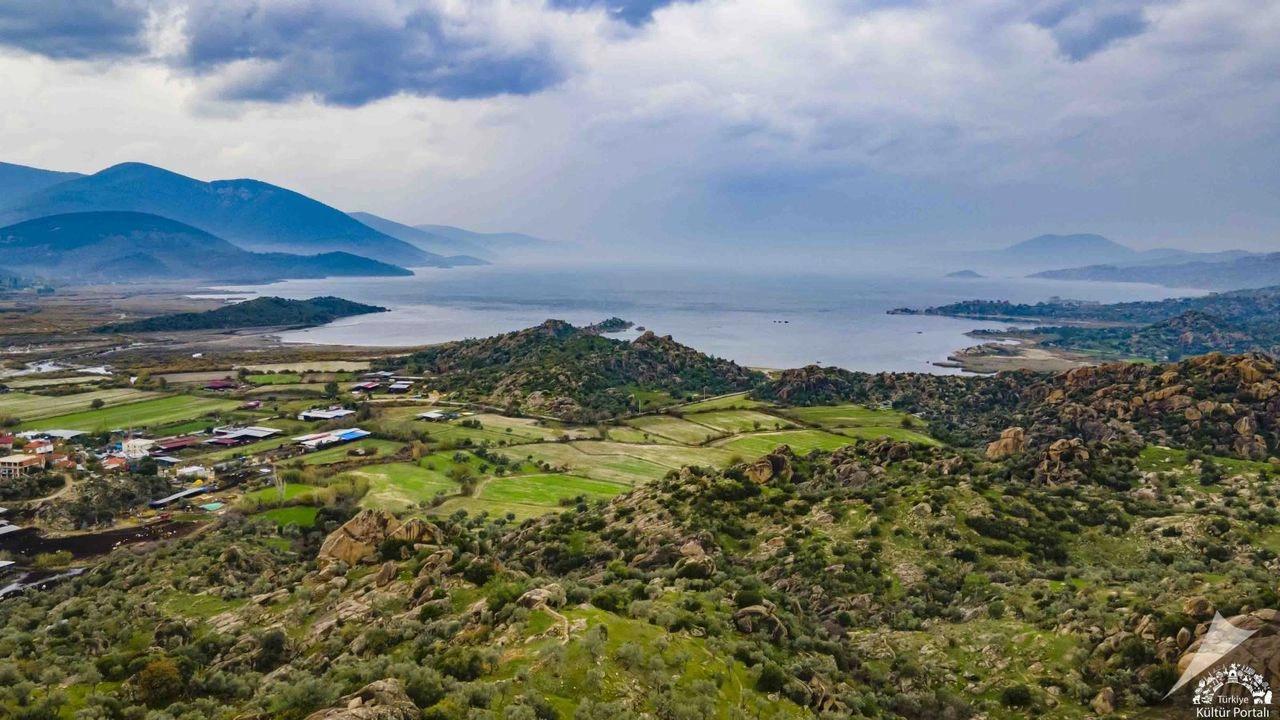 Bafa Gölü Kamp alanı