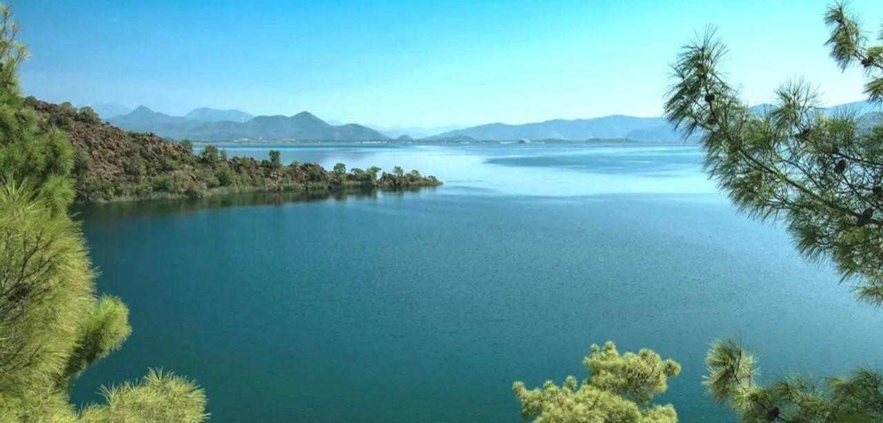 Dalyan Gölü Kamp alanı