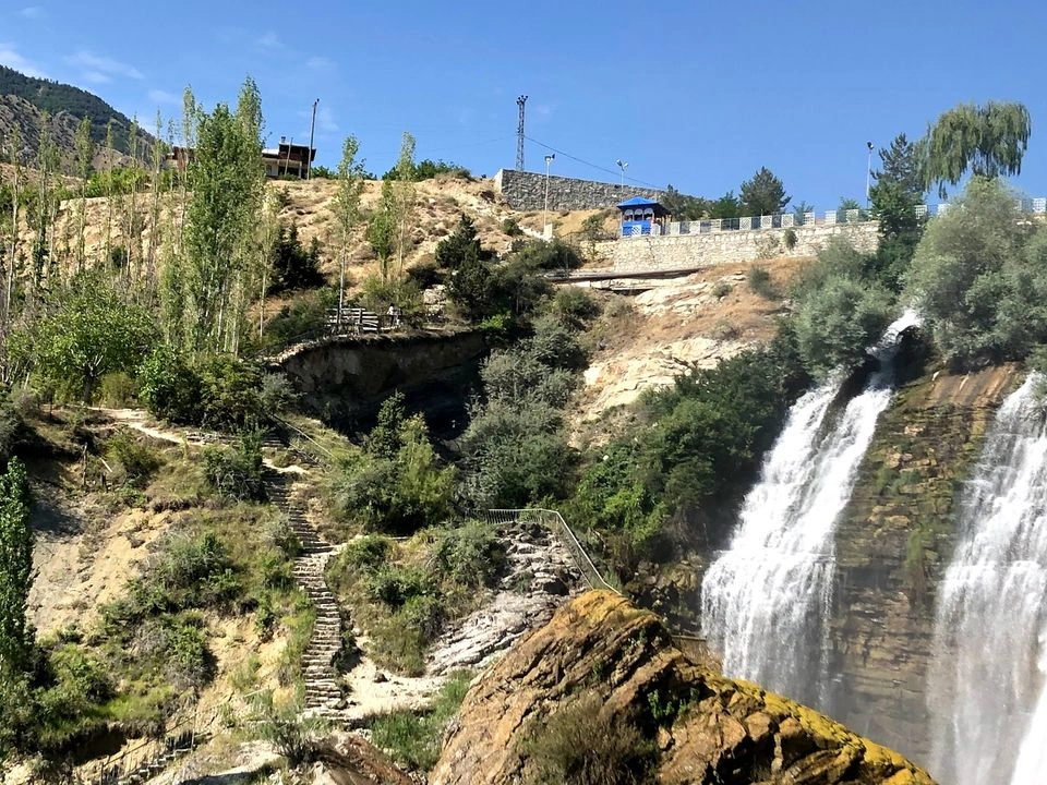 Tortum Şelalesi Alanı